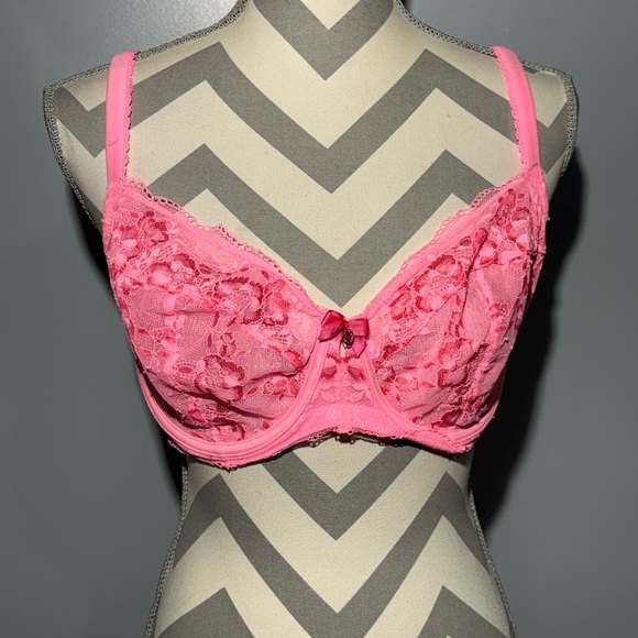 Victoria's Secret Other - Pink Flower Lace Bra